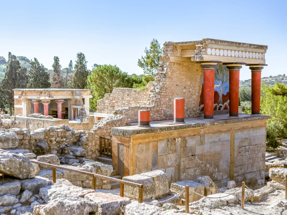Pałac w Knossos - kolumny