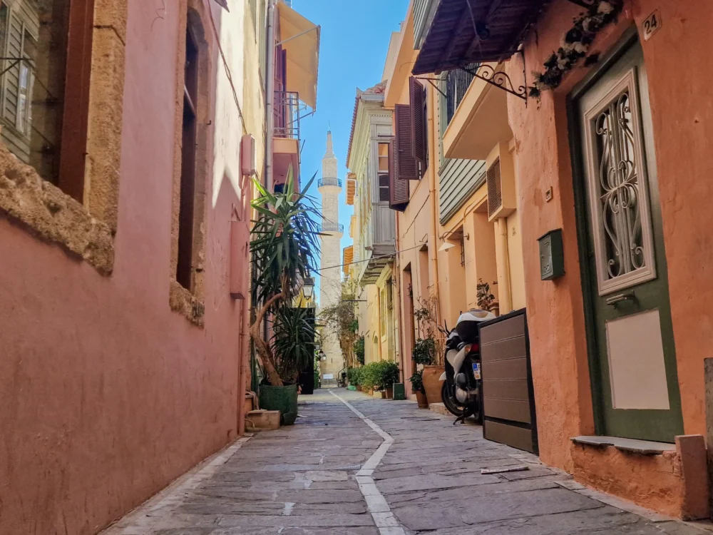 Rethymno - widok na meczet Neratze - wycieczka Preveli i Rethymno